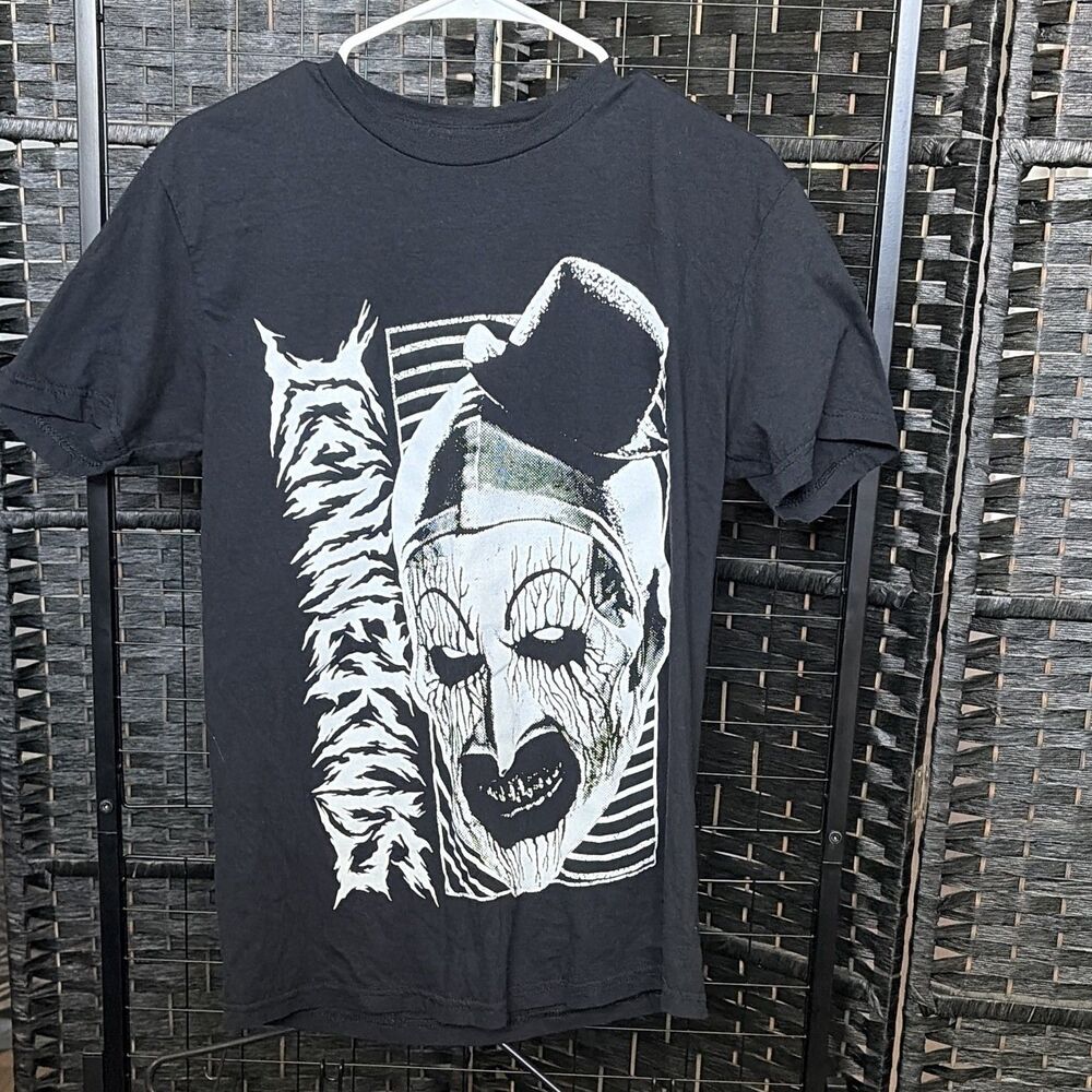 Ice Nine Kills Silver Screamathon 2025 Tour Shirt featuring Art the Clown M